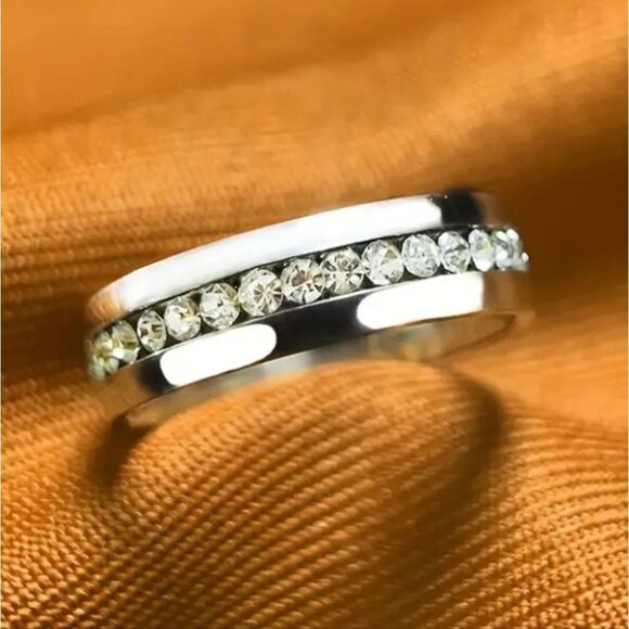 Silvery Crystal Men's Ring sz 10 - Picture 4 of 9